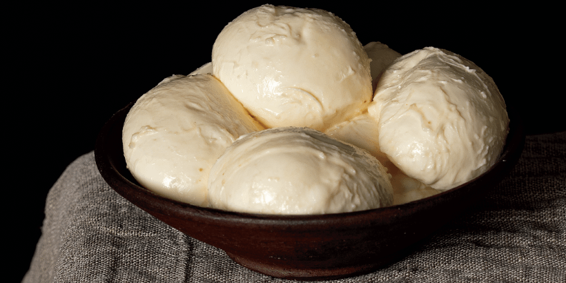 Banner_Mozzarella_MilkIntoCheese_PHOTO BY ALIZA ELIAZAROVpng Banner_Mozzarella_MilkIntoCheese_PHOTO BY ALIZA ELIAZAROVpng