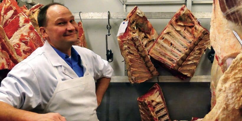 butcher_gourmetbutcher buying meat