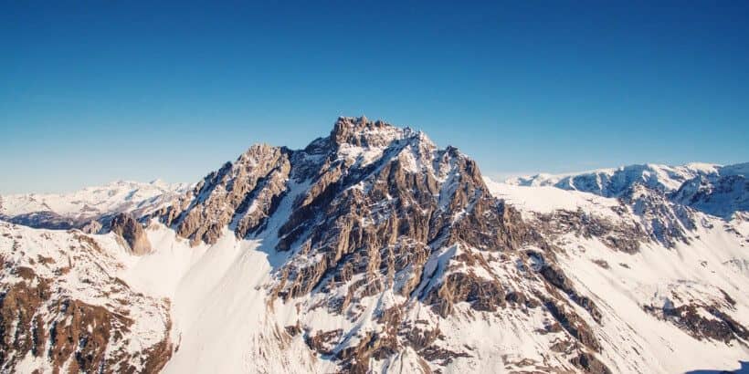 midcorusecorrection_mountain banner_bannersnack mountain