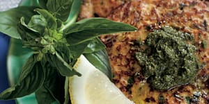 salmon cakes with lemon pesto