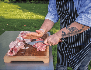 cutting up rabbit