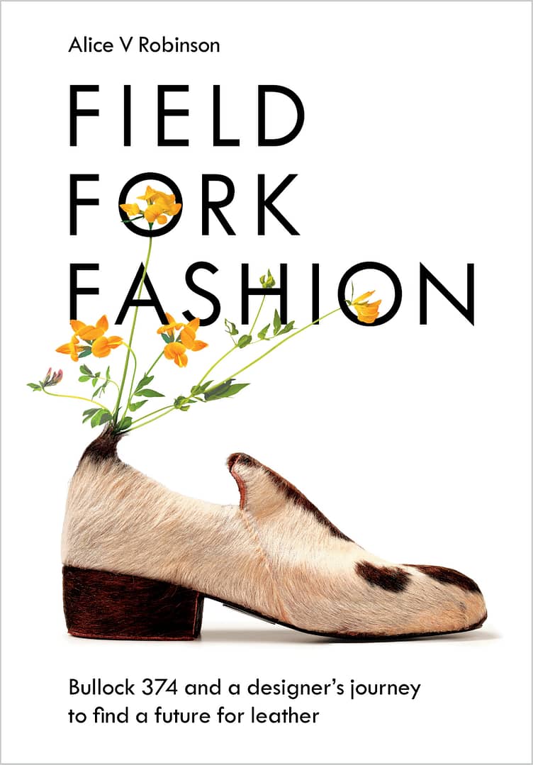 9781645021193 The Field