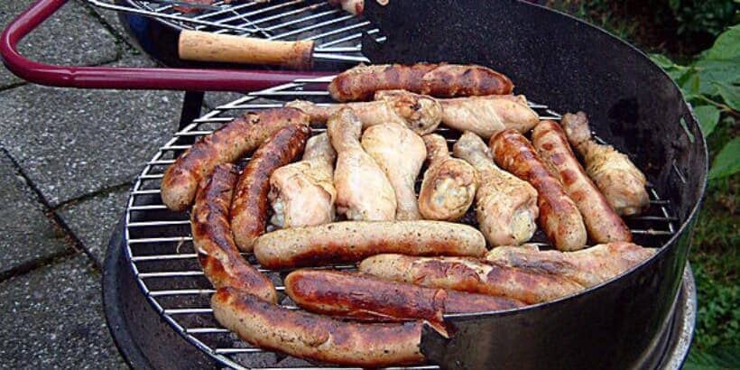 gourmet butcher_meat temperature banner variety of meat on a grill